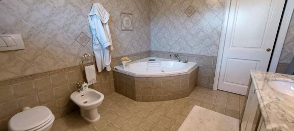 10 rooms Villa in Pordenone, Italy No. 163995 44