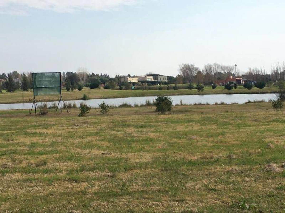  Land in Tigre, Argentina No. 115460