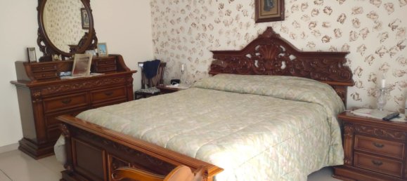 3 rooms Apartment in Aci Catena, Italy No. 53977 9