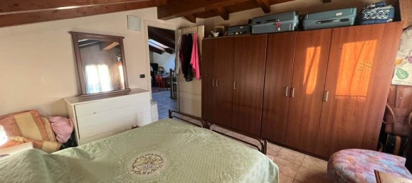 3 rooms Apartment in Campegine, Italy No. 208688 18