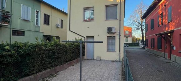 3 rooms Apartment in Campegine, Italy No. 208688 12