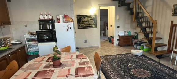3 rooms Apartment in Campegine, Italy No. 208688 2