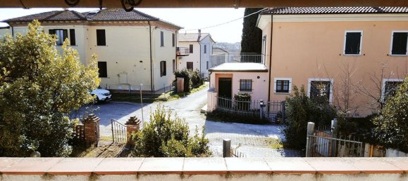 6-salle Appartement à Foiano della Chiana, Italy No. 284972 8