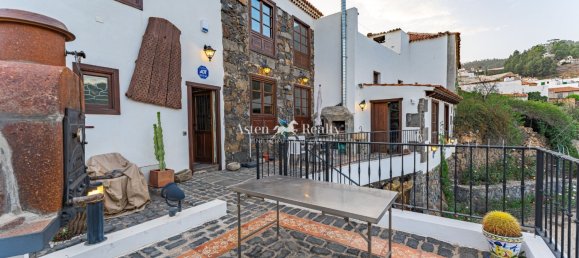 4 bedrooms House in Vilaflor, Spain No. 29770 10