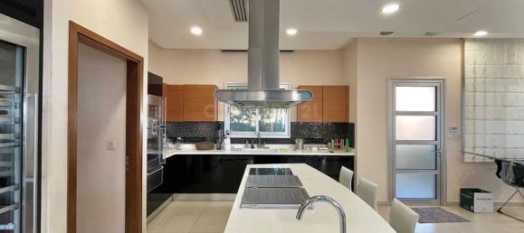 7 bedrooms House in Agios Athanasios, Cyprus No. 10844 9