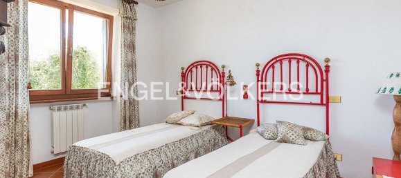 Villa de 6 dormitorios en Morlupo, Italy No. 130011 16