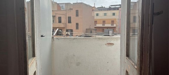 4 Schlafzimmer Wohnung in Cagliari, Italy, Nr. 331318 39