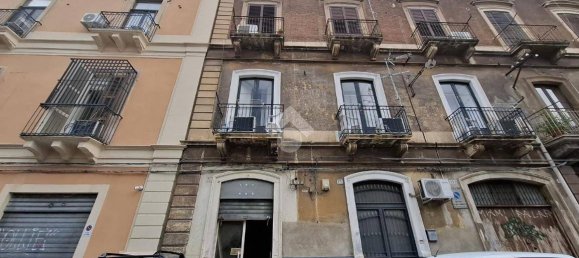 1 Schlafzimmer Wohnung in Catania, Italy, Nr. 120698 2