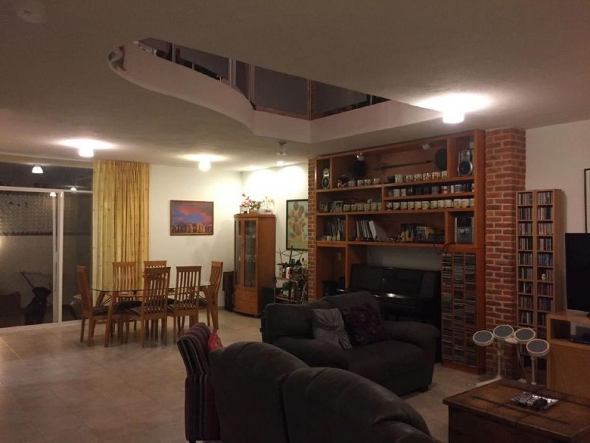 3 bedrooms House in Queretaro, Mexico No. 158883