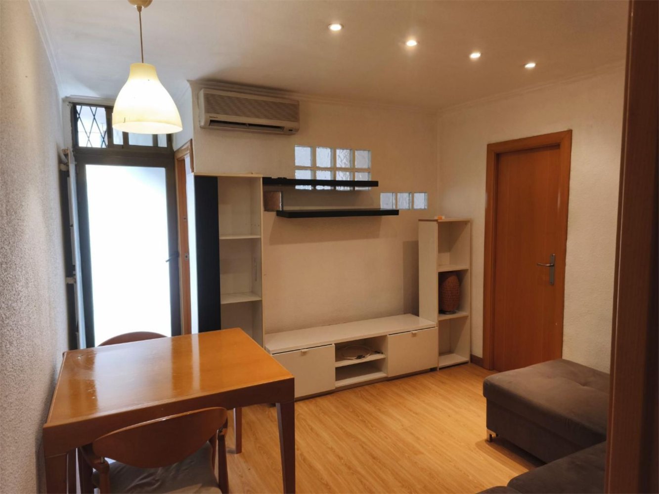 2 Schlafzimmer Wohnung in Santa Coloma de Gramenet, Spain, Nr. 200570