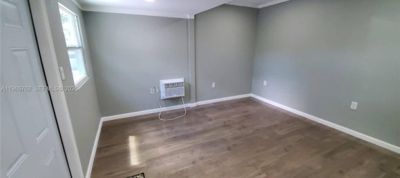 140.47 m² terreno en venta en Miami, Miami-Dade, Florida, USA № 615621 3