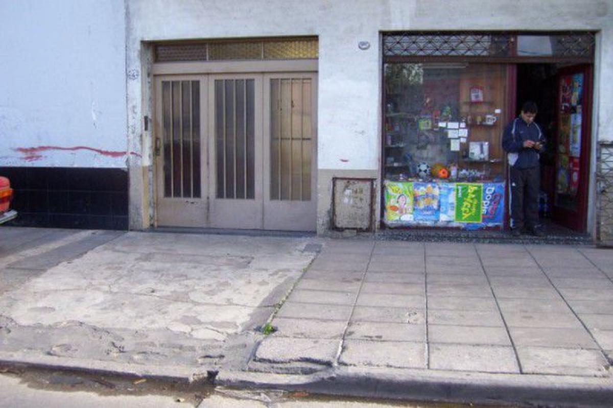 2 bedrooms Apartment in Tres de Febrero, Argentina No. 15899