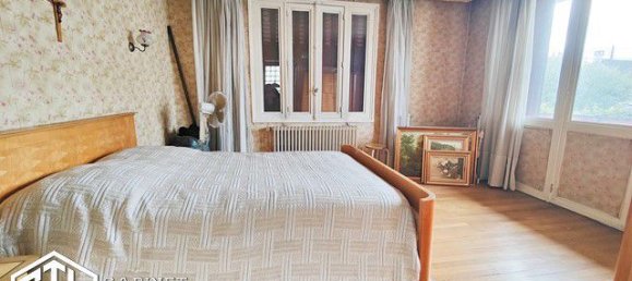 2 Schlafzimmer Haus in Clichy-sous-Bois, France, Nr. 137560 9