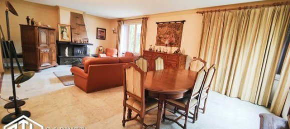 2 Schlafzimmer Haus in Clichy-sous-Bois, France, Nr. 137560 2