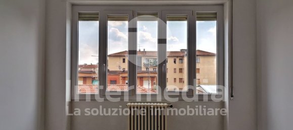 4 bedrooms Apartment in Brescia, Italy No. 363388 17
