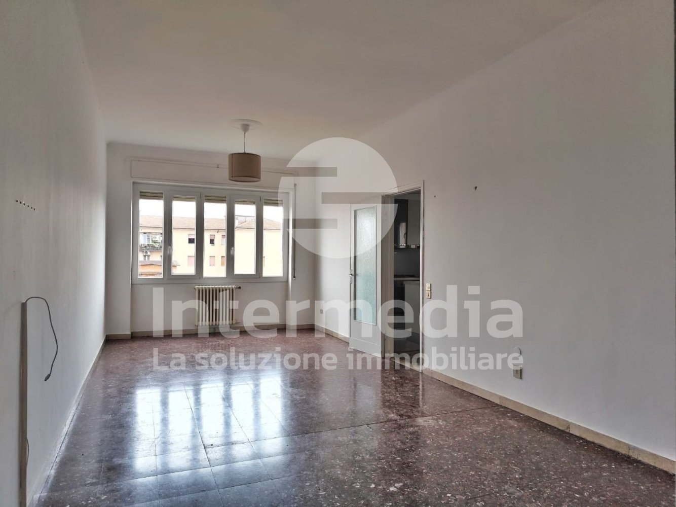 4 bedrooms Apartment in Brescia, Italy No. 363388