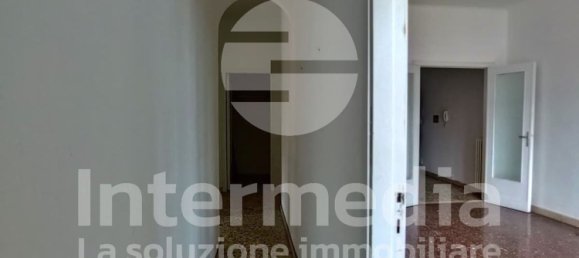 4 bedrooms Apartment in Brescia, Italy No. 363388 11