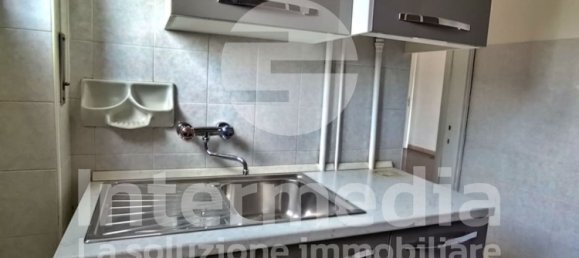 4 bedrooms Apartment in Brescia, Italy No. 363388 5
