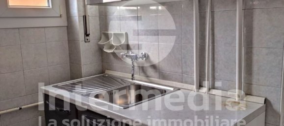 4 bedrooms Apartment in Brescia, Italy No. 363388 7