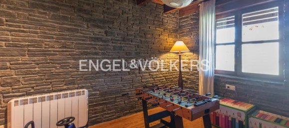 5 bedrooms Townhouse in Girona, Spain No. 135060 22