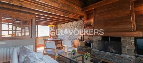 5 bedrooms Townhouse in Girona, Spain No. 135060 4