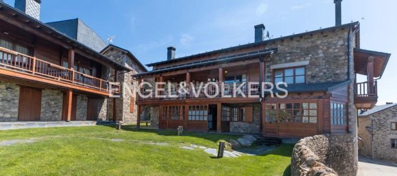 5 bedrooms Townhouse in Girona, Spain No. 135060 19