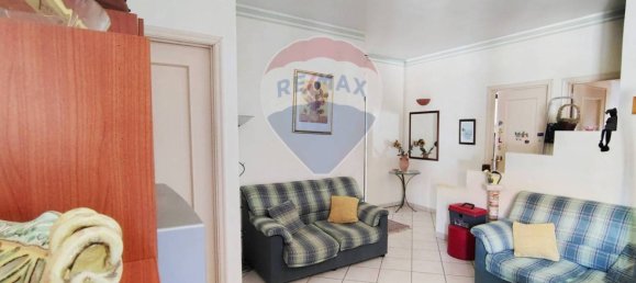 Apartamento T2 em Aci Catena, Italy N.º 370235 7