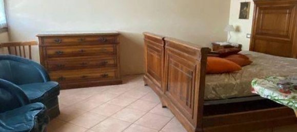 Вилла с 5 комнатами в Полинаго, Италия № 150940 8