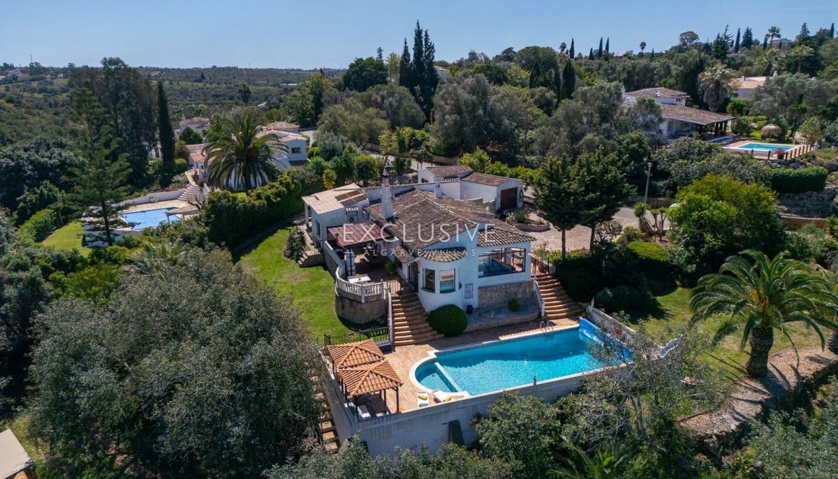 4 غرف نوم فيلا في Portimao, Portugal رقم 7589