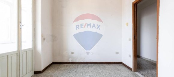 5غرفة شقة في Cagliari, Italy رقم 40204 45