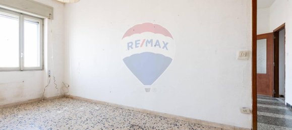 5غرفة شقة في Cagliari, Italy رقم 40204 10