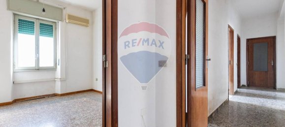 5غرفة شقة في Cagliari, Italy رقم 40204 52