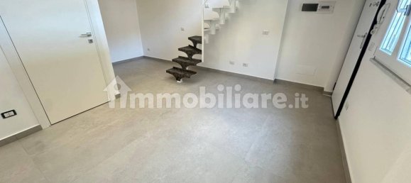 1 bedroom Apartment in Milan, Italy No. 305074 5