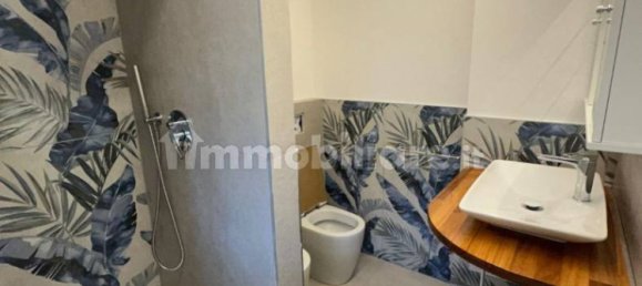 1 bedroom Apartment in Milan, Italy No. 305074 10