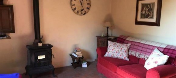 3 bedrooms House in Lucca, Italy No. 65 5