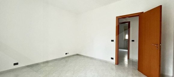 Квартира с 3 комнатами в Битритто, Италия № 18637 11