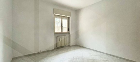 Квартира с 3 комнатами в Битритто, Италия № 18637 13