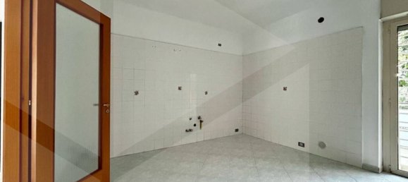 Квартира с 3 комнатами в Битритто, Италия № 18637 17