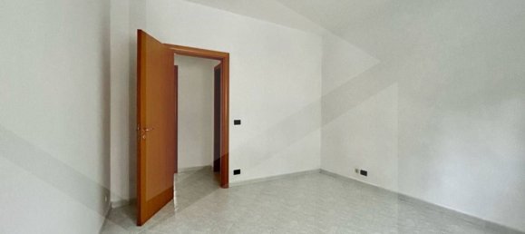 Квартира с 3 комнатами в Битритто, Италия № 18637 15