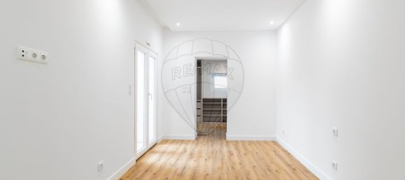 4 bedrooms House in Lisbon, Portugal No. 54469 17