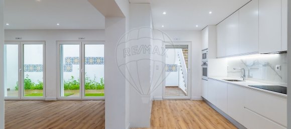 4 bedrooms House in Lisbon, Portugal No. 54469 7