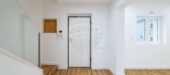 4 bedrooms House in Lisbon, Portugal No. 54469 13