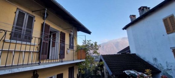 4 rooms House in Casale Corte Cerro, Italy No. 200581 31