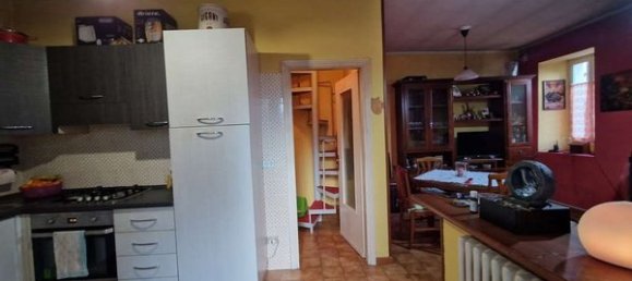 4 rooms House in Casale Corte Cerro, Italy No. 200581 13