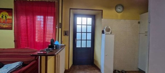 4 rooms House in Casale Corte Cerro, Italy No. 200581 14