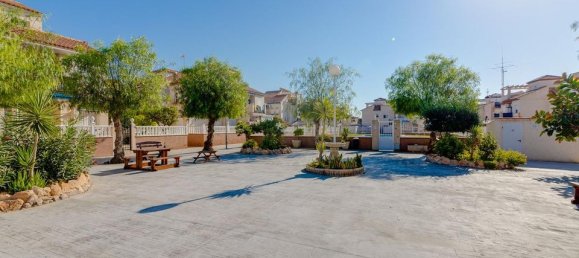 Бунгало с 2 спальнями в Аликанте, Испания № 178486 24