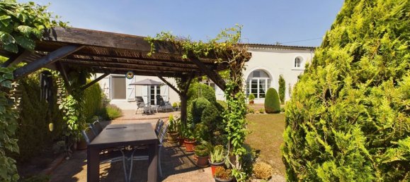 4 bedrooms Castles in Deux-Sevres, France No. 335744 18