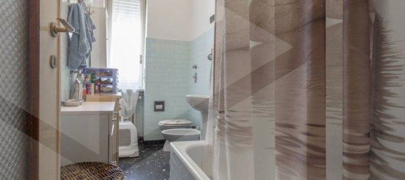 2-salle Appartement à Milan, Italy No. 242235 12