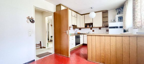 Квартира с 6 комнатами в Лёррах, Германия № 294652 3