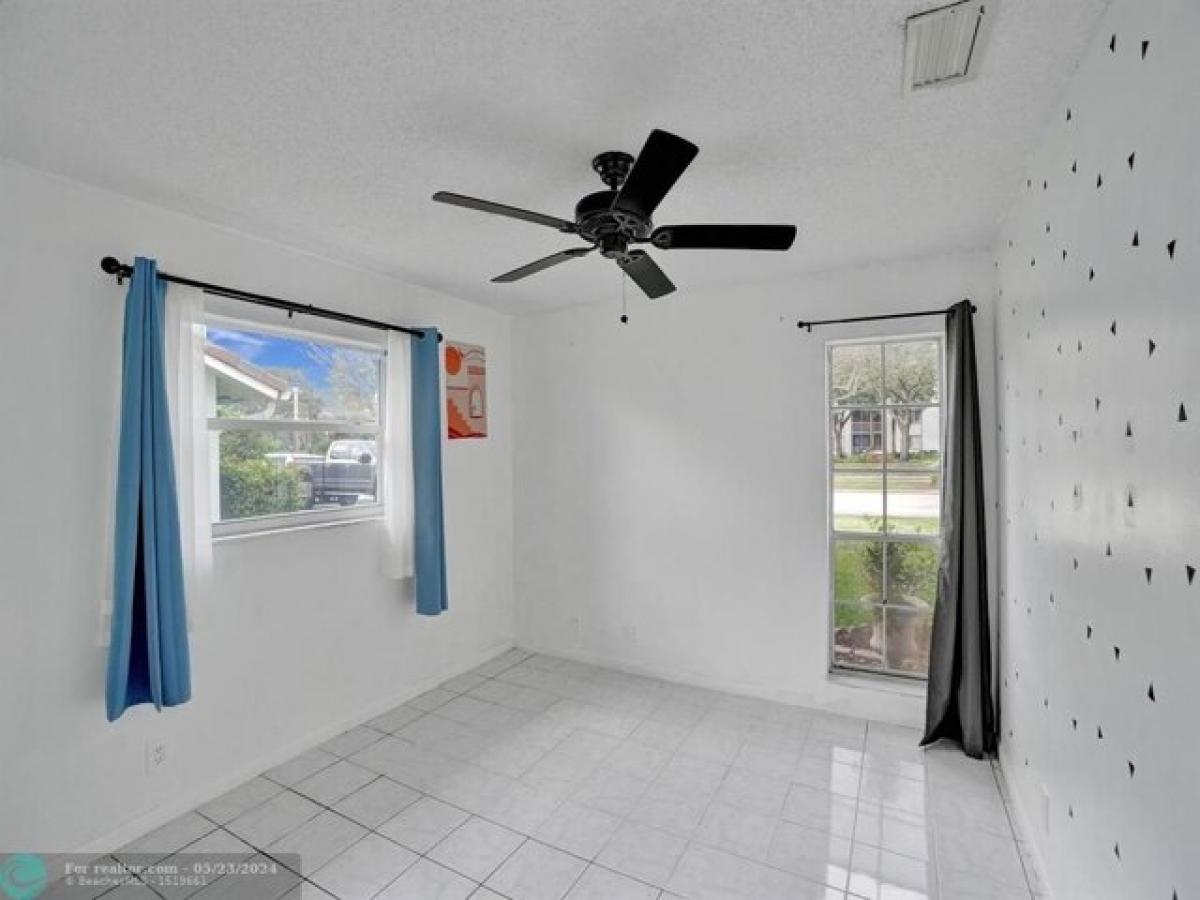 4 bedrooms House in Coral Springs, USA No. 416932